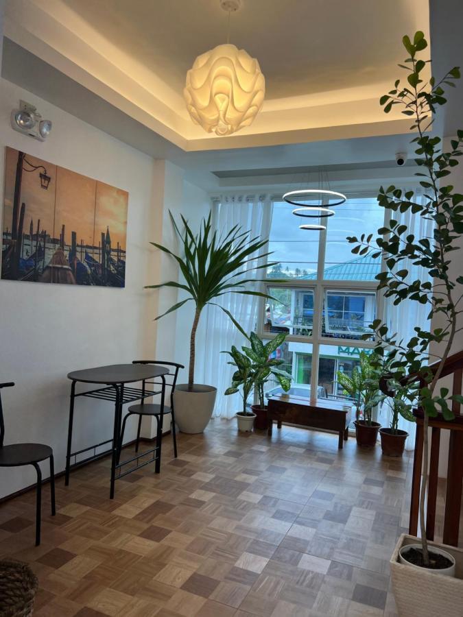 Rich-Vania Suites General Luna  Bagian luar foto