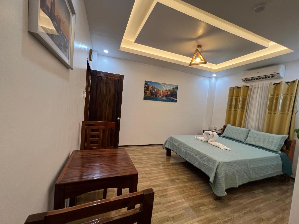Rich-Vania Suites General Luna  Bagian luar foto