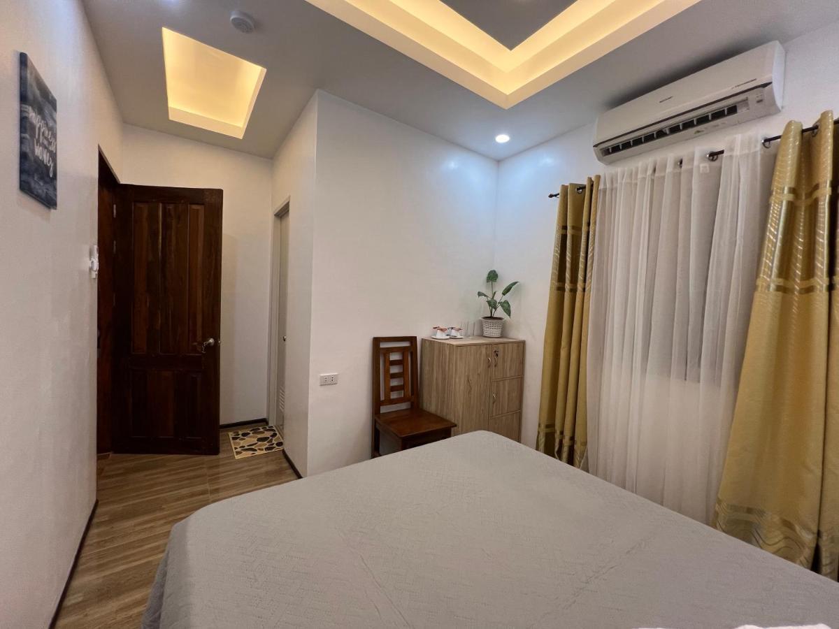 Rich-Vania Suites General Luna  Bagian luar foto