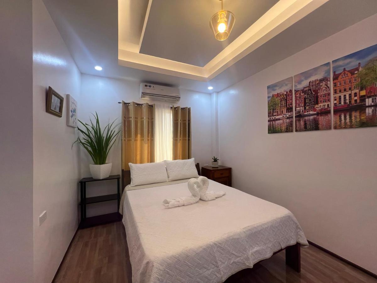 Rich-Vania Suites General Luna  Bagian luar foto