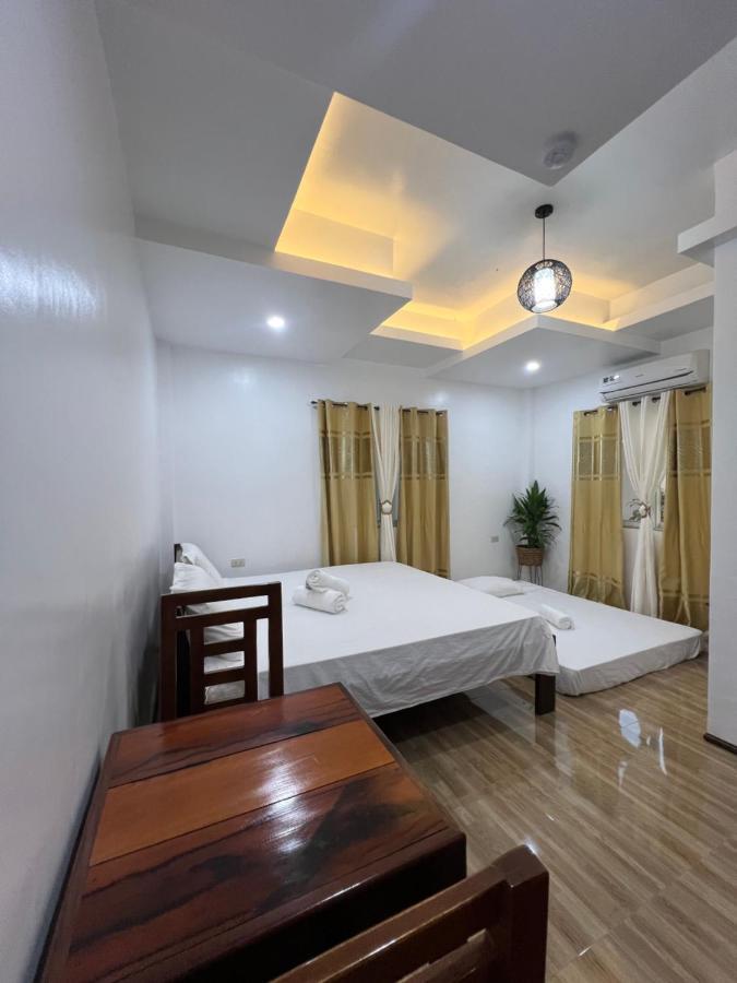 Rich-Vania Suites General Luna  Bagian luar foto